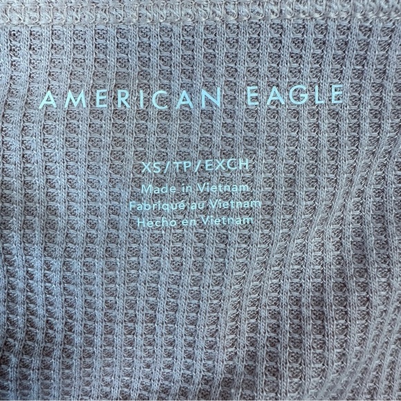 American Eagle pink cropped waffle knit long sleeve Henley top XS - Picture 12 of 12